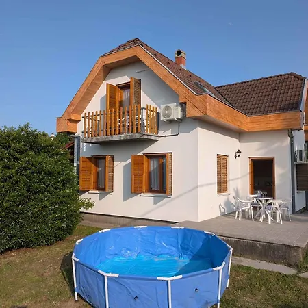 In - Balaton 53892 度假居